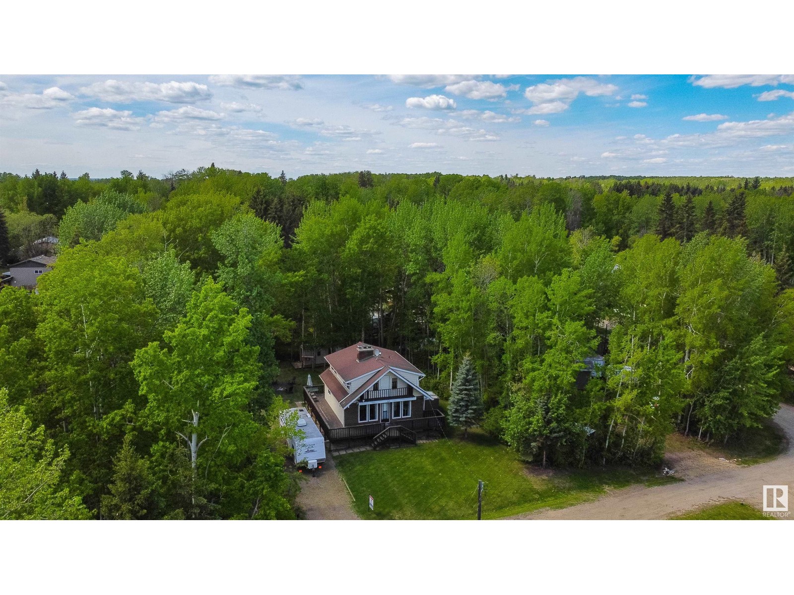 329 3 St, Rural Lac Ste. Anne County, Alberta  T0E 1A0 - Photo 3 - E4423828