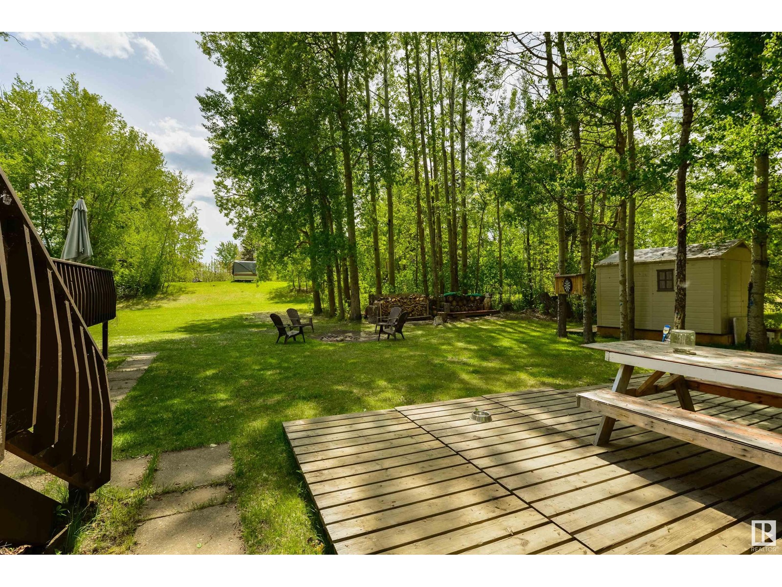 329 3 St, Rural Lac Ste. Anne County, Alberta  T0E 1A0 - Photo 36 - E4423828