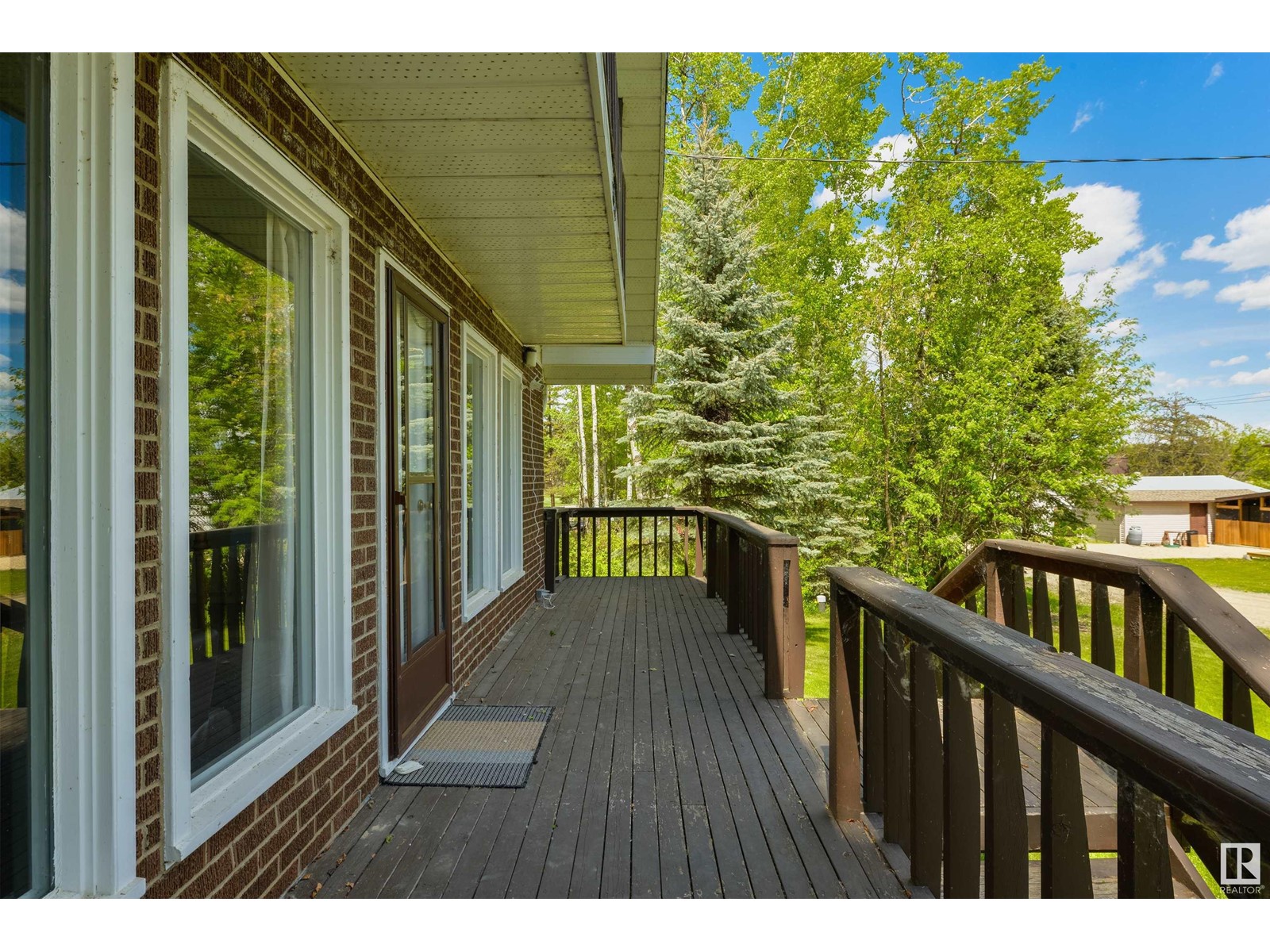 329 3 St, Rural Lac Ste. Anne County, Alberta  T0E 1A0 - Photo 6 - E4423828