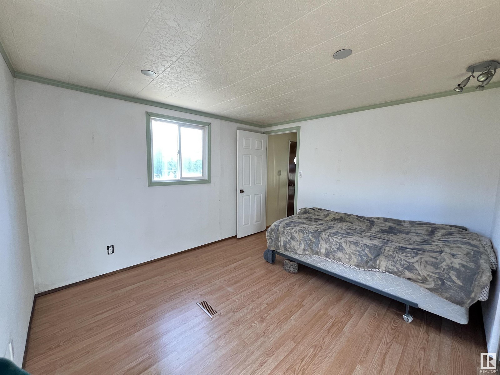 210 55504 Nikoodi Rd, Glenevis, Alberta  T0E 0X0 - Photo 45 - E4424139