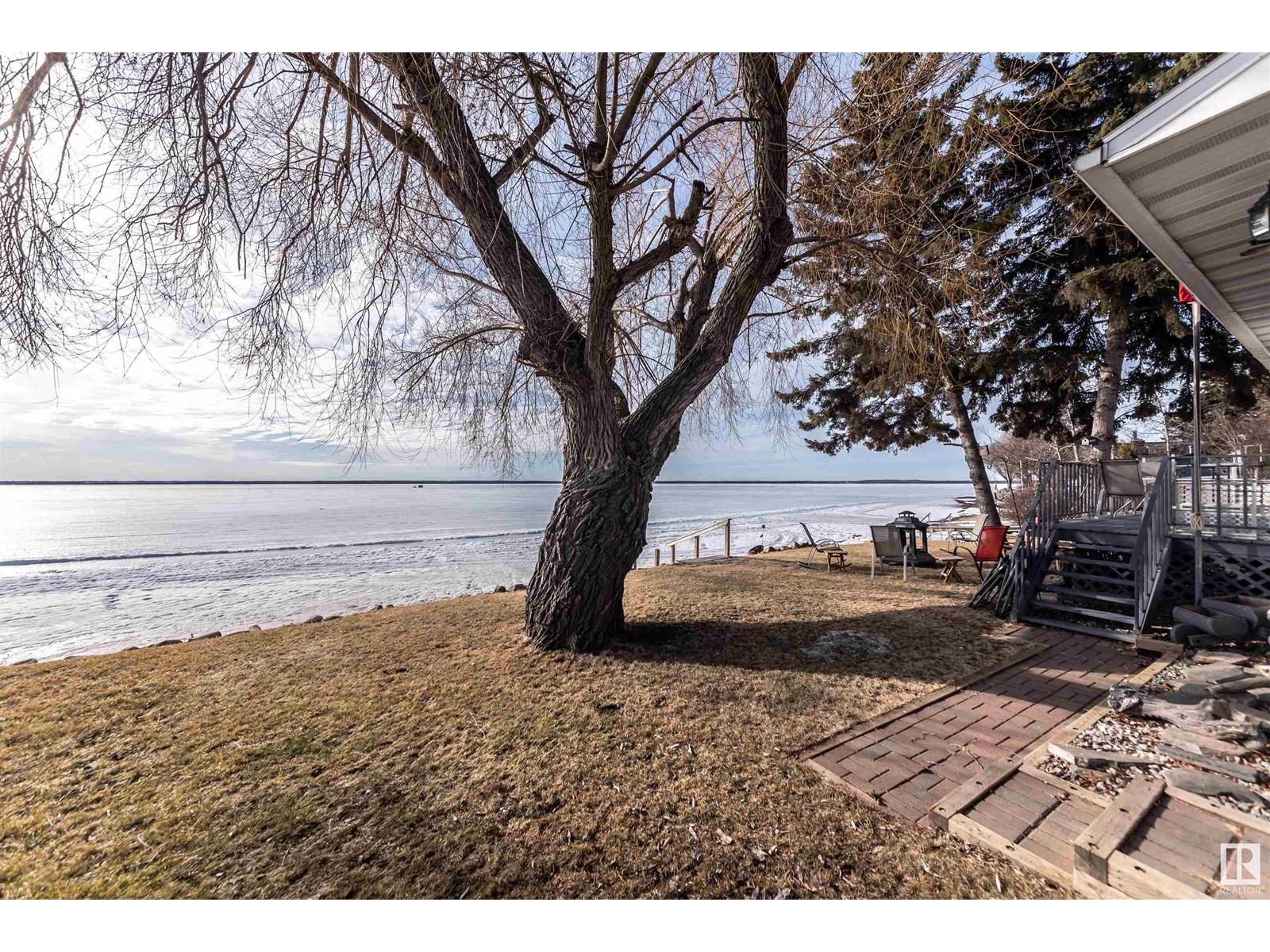 707 7 St, Rural Lac Ste. Anne County, Alberta  T0E 1V0 - Photo 42 - E4424785