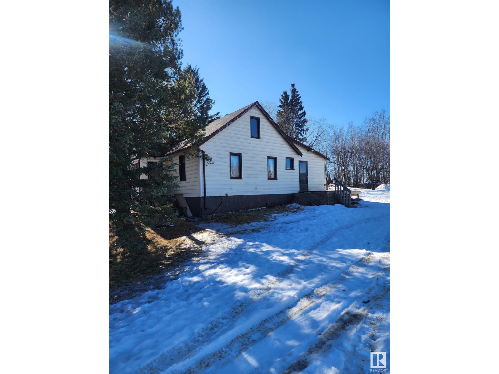 5010 51 St, Tomahawk, Alberta  T0E 2H0 - Photo 3 - E4425083