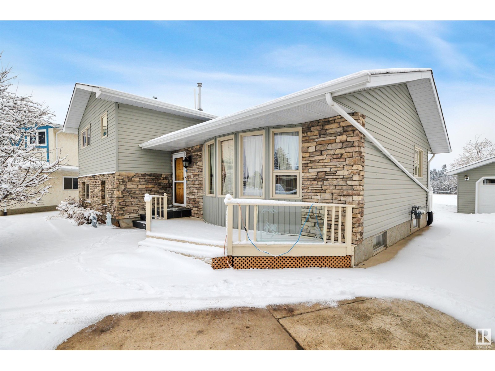 103 Hillside Pl Nw, Millet, Alberta  T0C 1Z0 - Photo 2 - E4425153