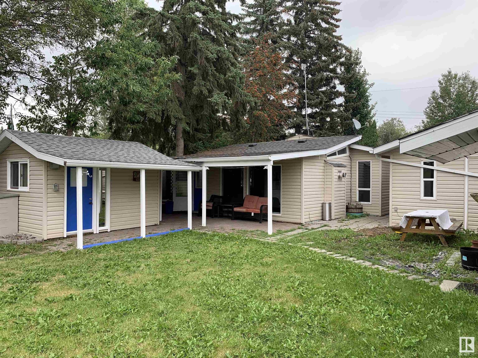 723 7 St, Rural Lac Ste. Anne County, Alberta  T0E 0A0 - Photo 11 - E4425212