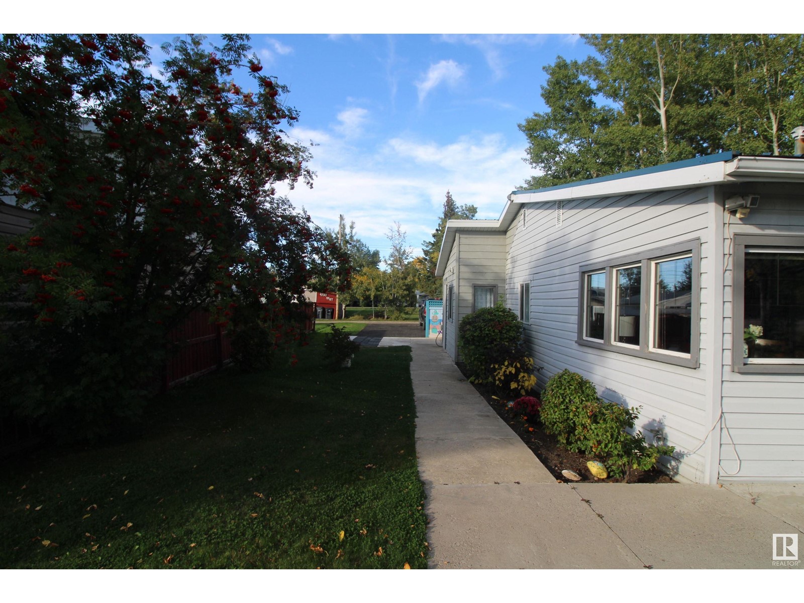 4723 45 St, Rural Lac Ste. Anne County, Alberta  T0E 0A0 - Photo 5 - E4425257