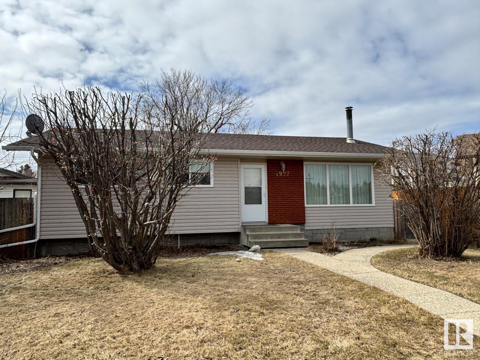 4927 54a Av, Drayton Valley, Alberta  T7A 1A3 - Photo 1 - E4425506