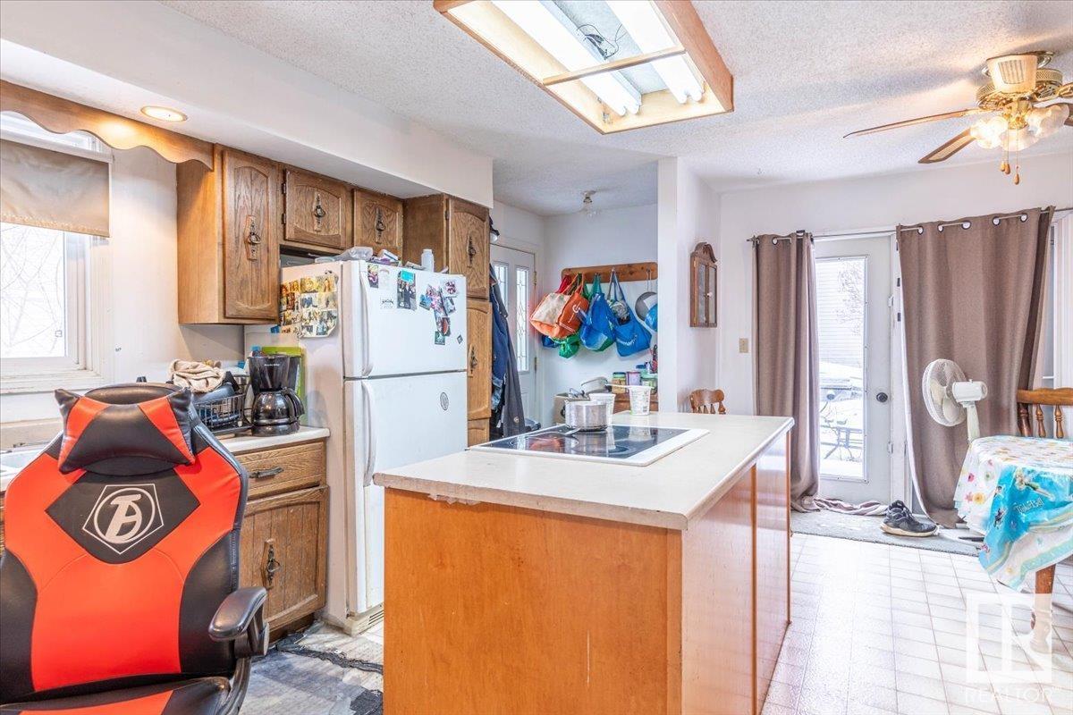 9 Kootenay Av, Devon, Alberta  T0C 1E0 - Photo 4 - E4425706