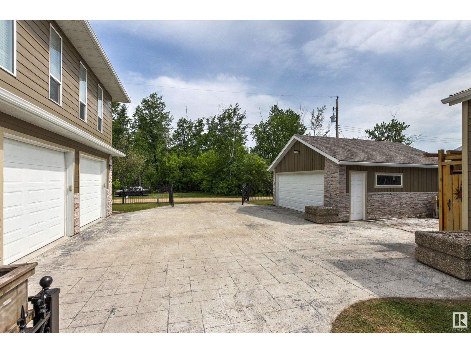 19 Rizzie Beach, Rural Parkland County, Alberta  T0E 2K0 - Photo 27 - E4425794