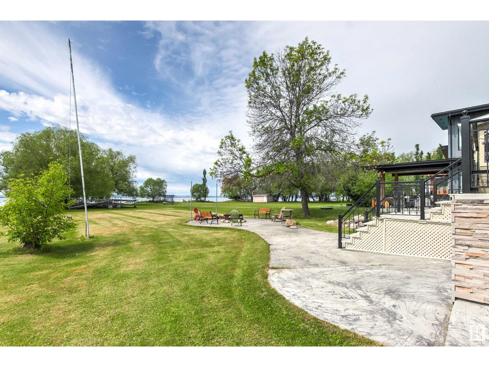 19 Rizzie Beach, Rural Parkland County, Alberta  T0E 2K0 - Photo 35 - E4425794