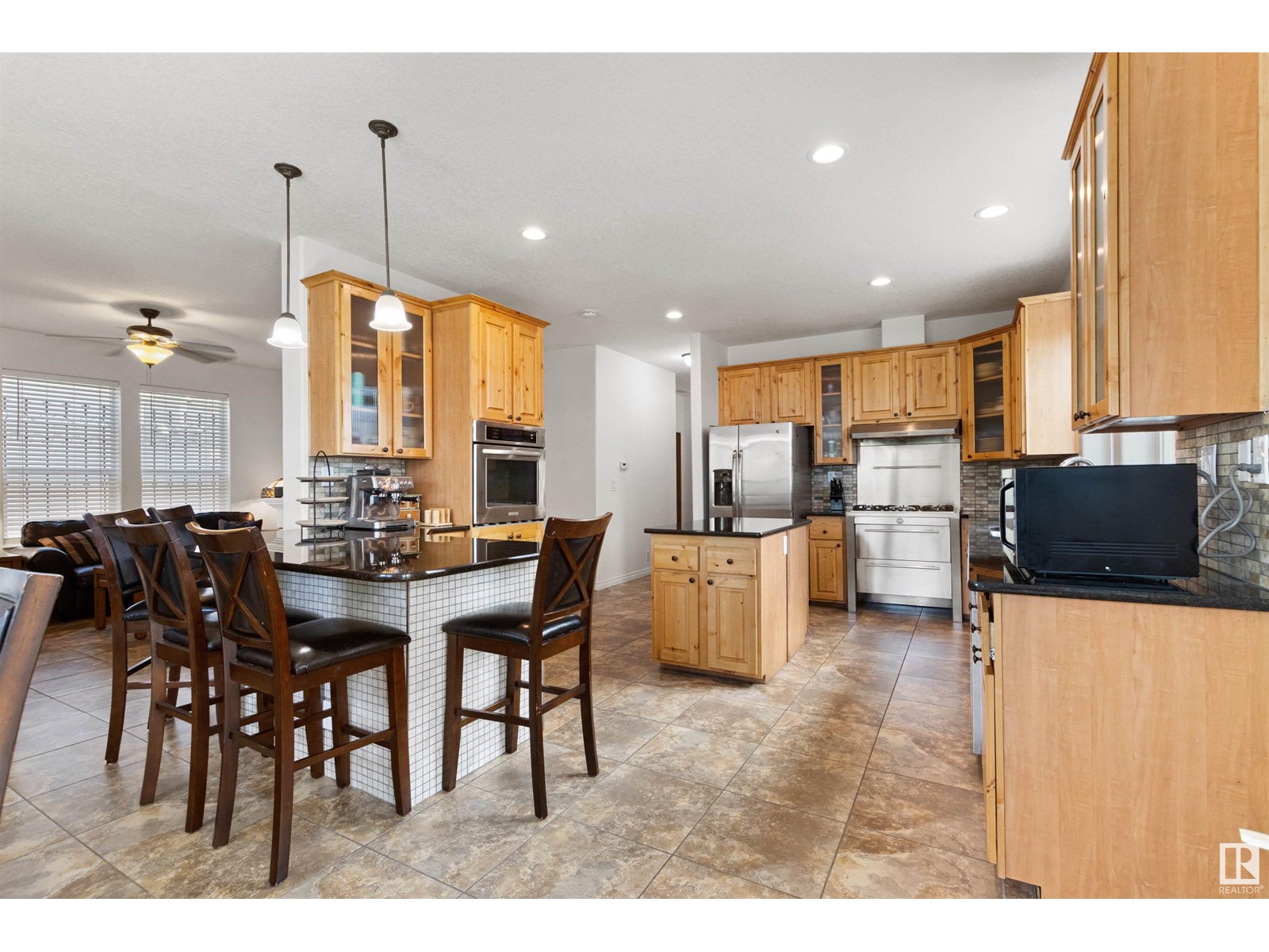 19 Rizzie Beach, Rural Parkland County, Alberta  T0E 2K0 - Photo 6 - E4425794