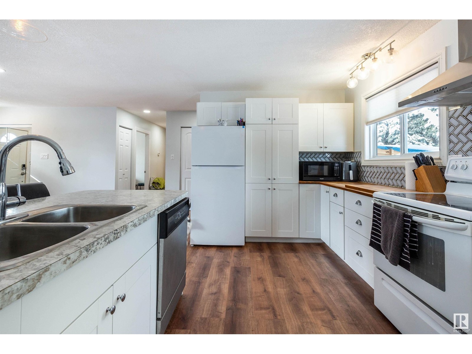 4916 50a Av, Entwistle, Alberta  T0E 0S0 - Photo 11 - E4425962