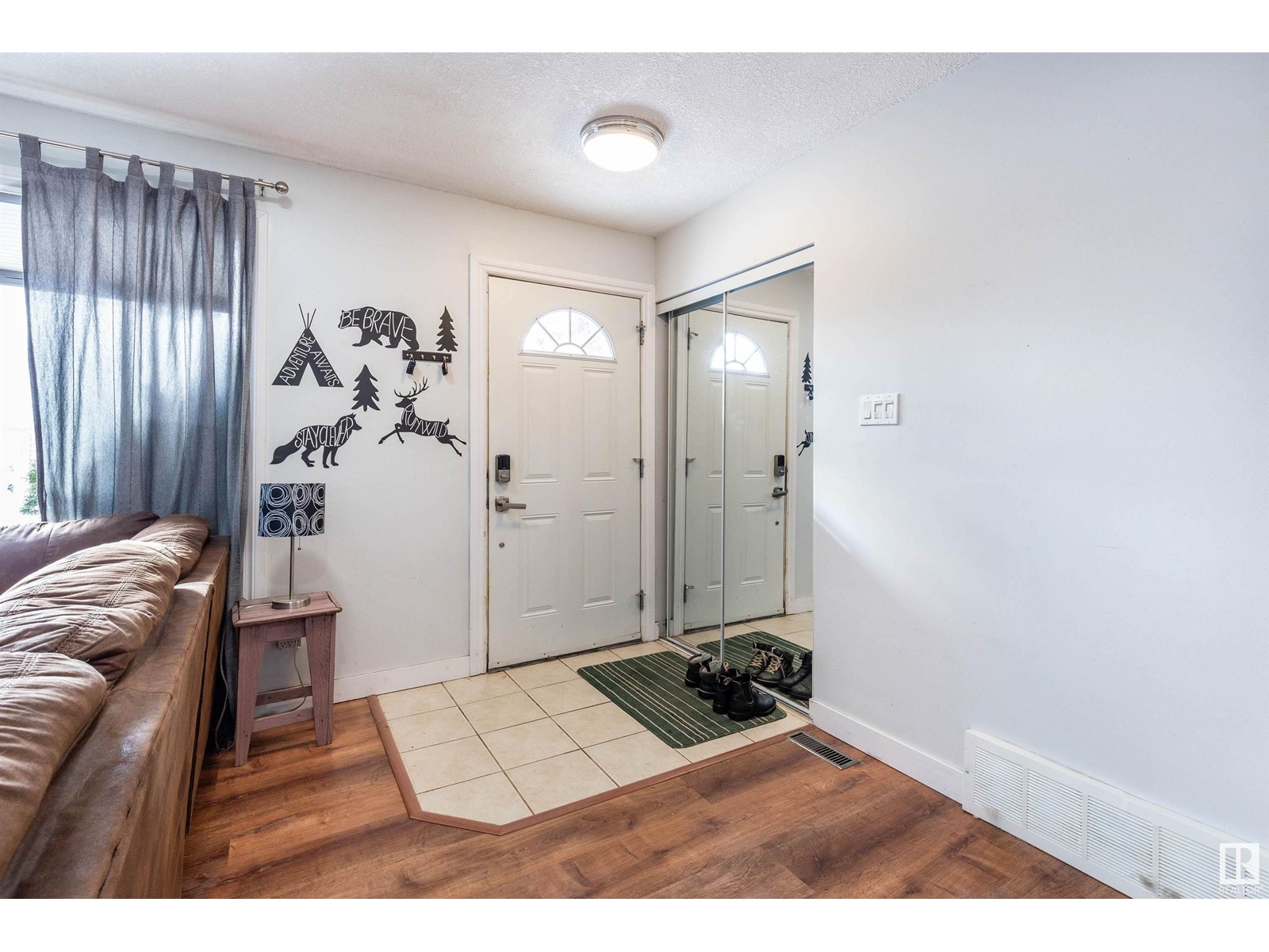 4916 50a Av, Entwistle, Alberta  T0E 0S0 - Photo 3 - E4425962