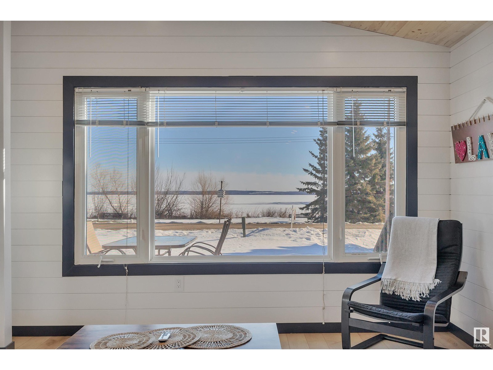 96 Grandview Beach, Rural Wetaskiwin County, Alberta  T0C 2V0 - Photo 1 - E4426248