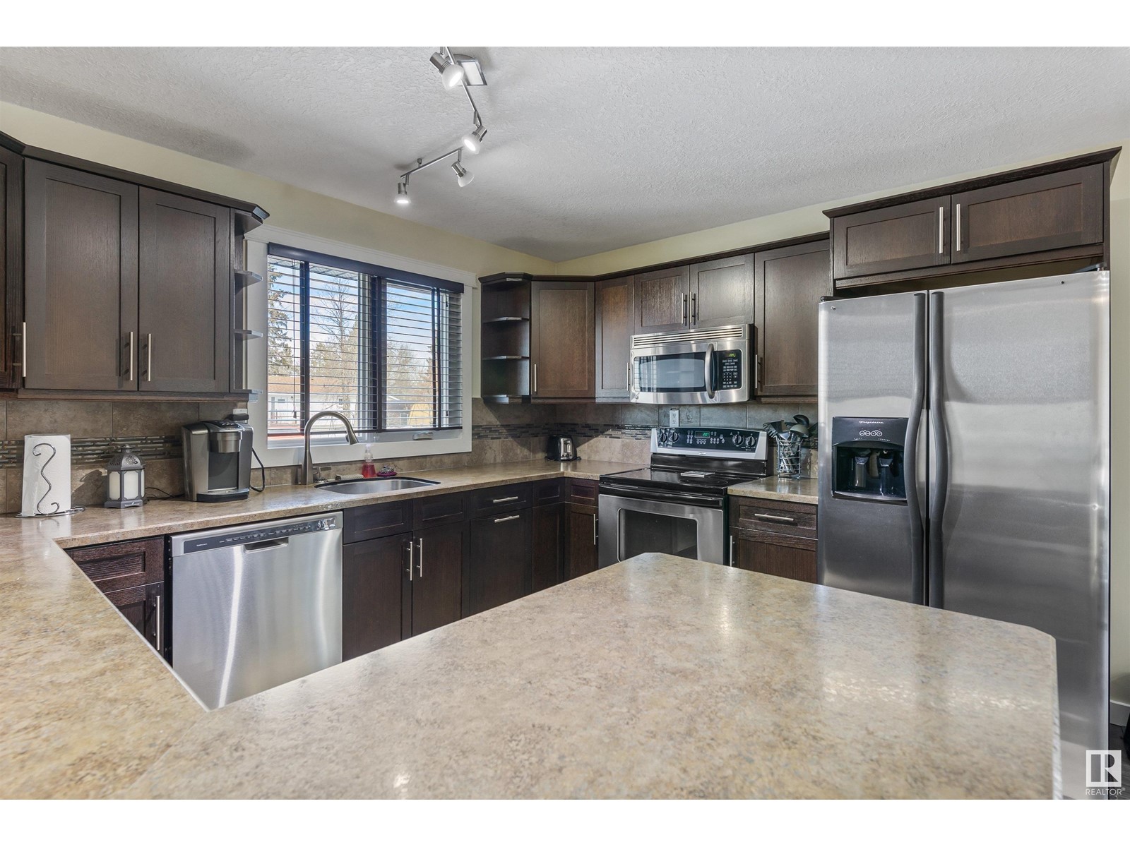 5035 48 Av, Evansburg, Alberta  T0E 0T0 - Photo 9 - E4428048
