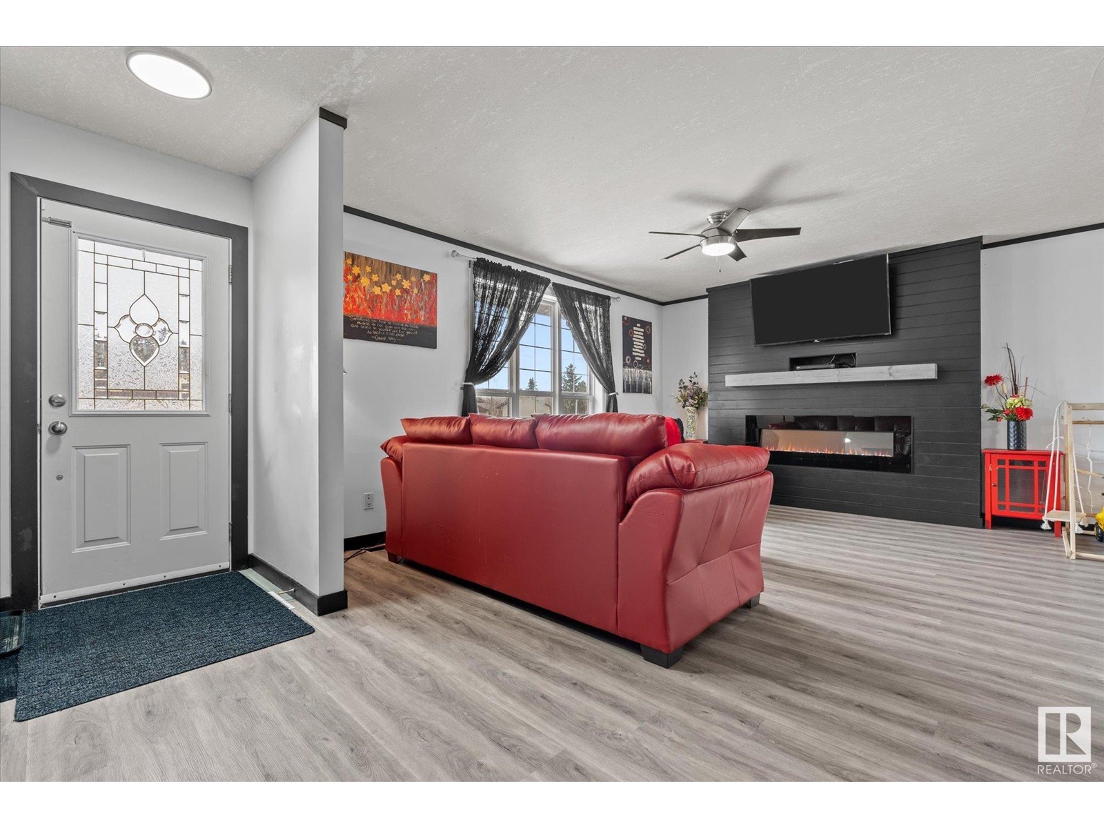 5129 53 Av, Wabamun, Alberta  T0E 2K0 - Photo 2 - E4428063