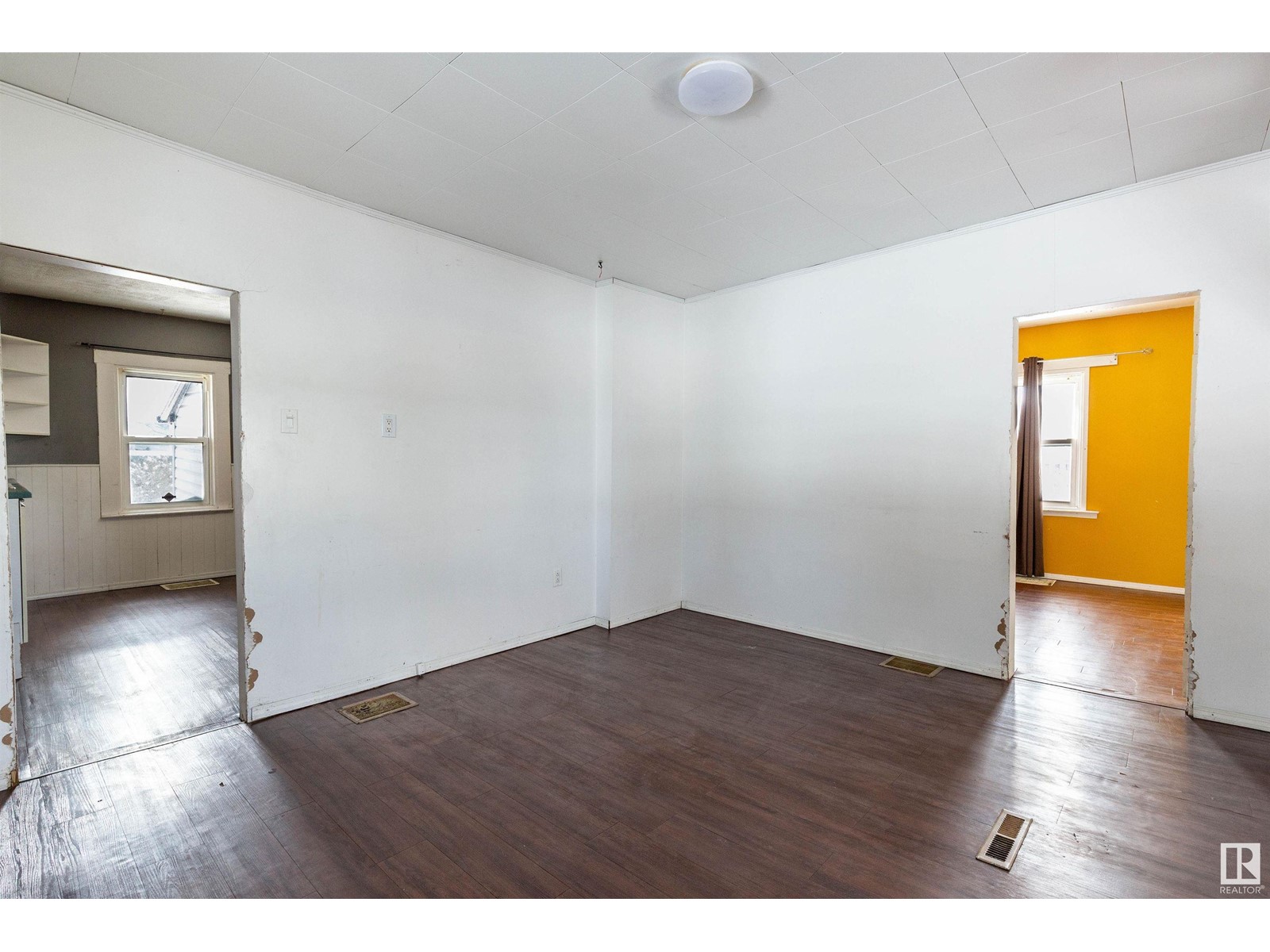 5015 49 Street St, Evansburg, Alberta  T0E 0T0 - Photo 10 - E4428158
