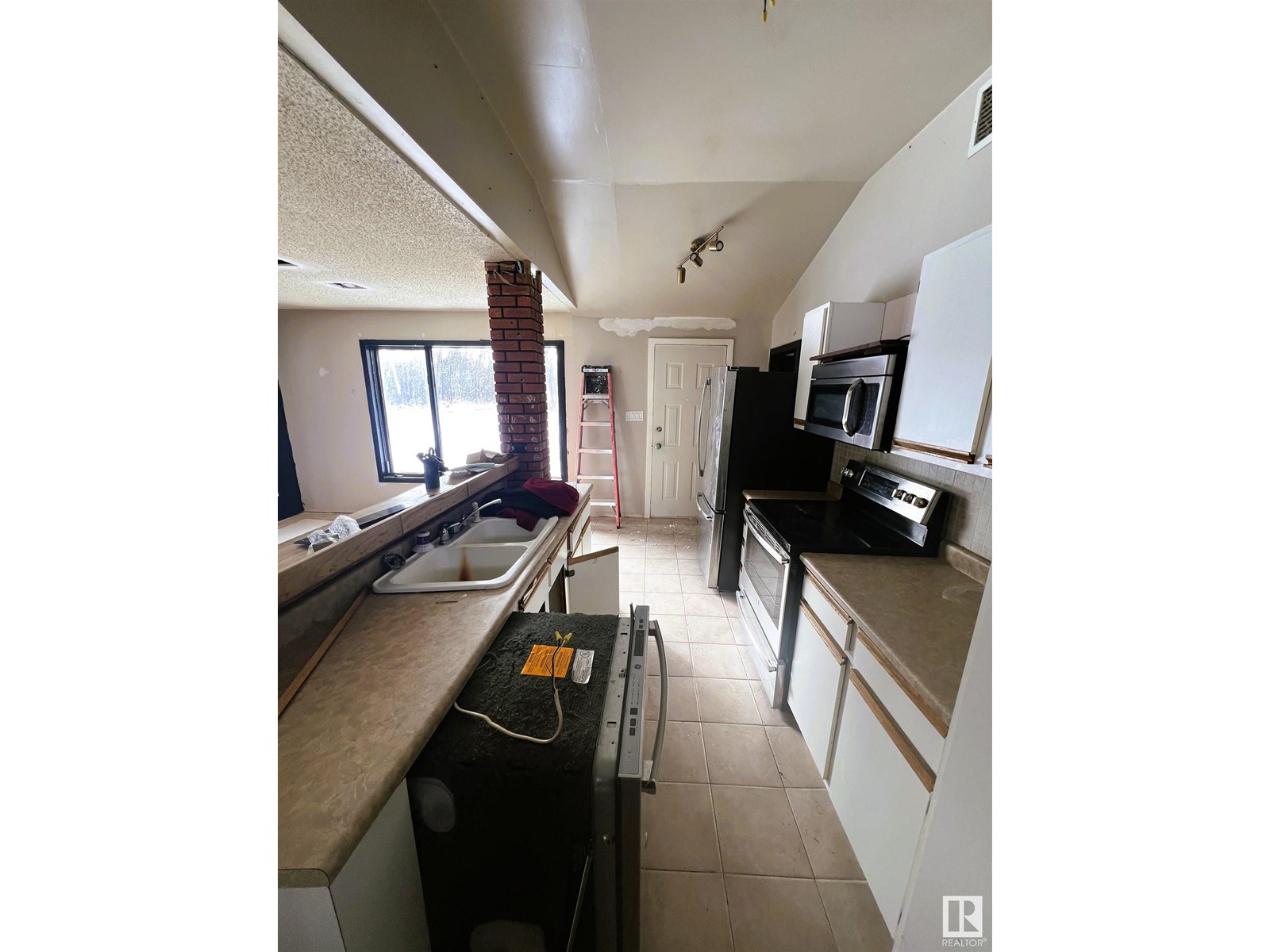 6002 51 Av, Rural Lac Ste. Anne County, Alberta  T0E 0A0 - Photo 8 - E4428274