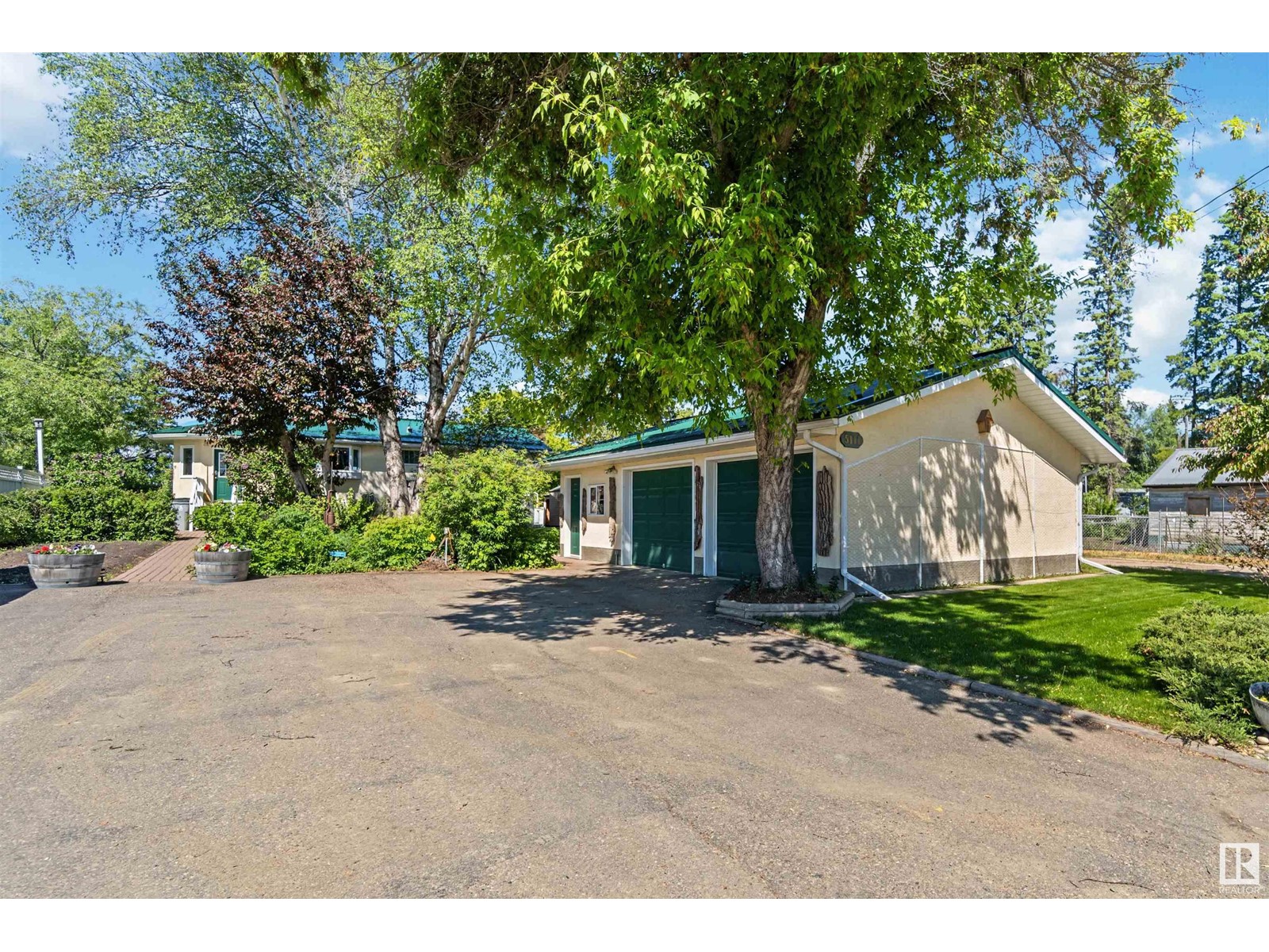 5111 52 Street, Entwistle, Alberta  T0E 0S0 - Photo 2 - E4428319
