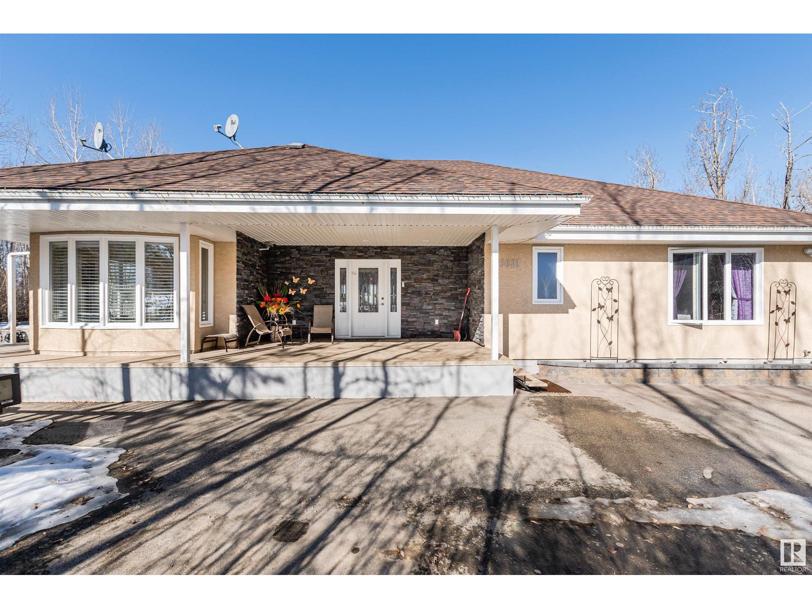 5631 49 St, Rural Lac Ste. Anne County, Alberta  T0E 0A0 - Photo 2 - E4428463
