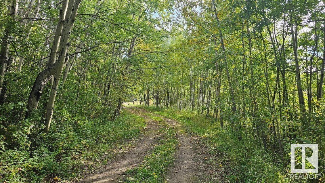 2415 Twp Road 521, Rural Parkland County, Alberta  T0E 0H0 - Photo 2 - E4428550