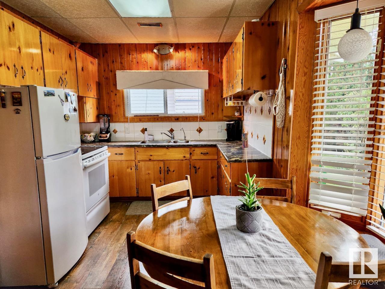 705 7th St, Rural Lac Ste. Anne County, Alberta  T0E 0A0 - Photo 14 - E4428552
