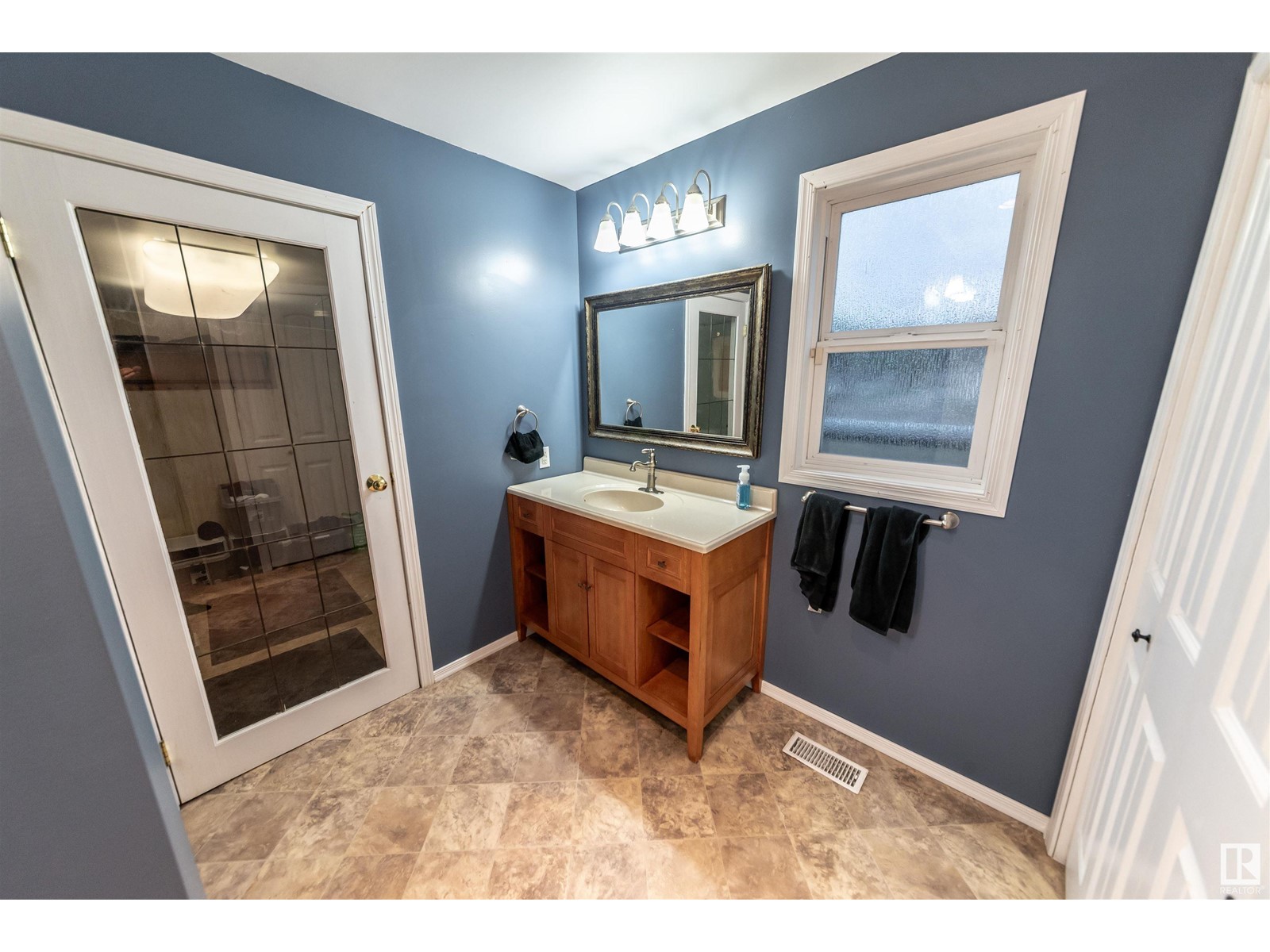 5036 50 Av, Rural Lac Ste. Anne County, Alberta  T0E 0A0 - Photo 17 - E4429208