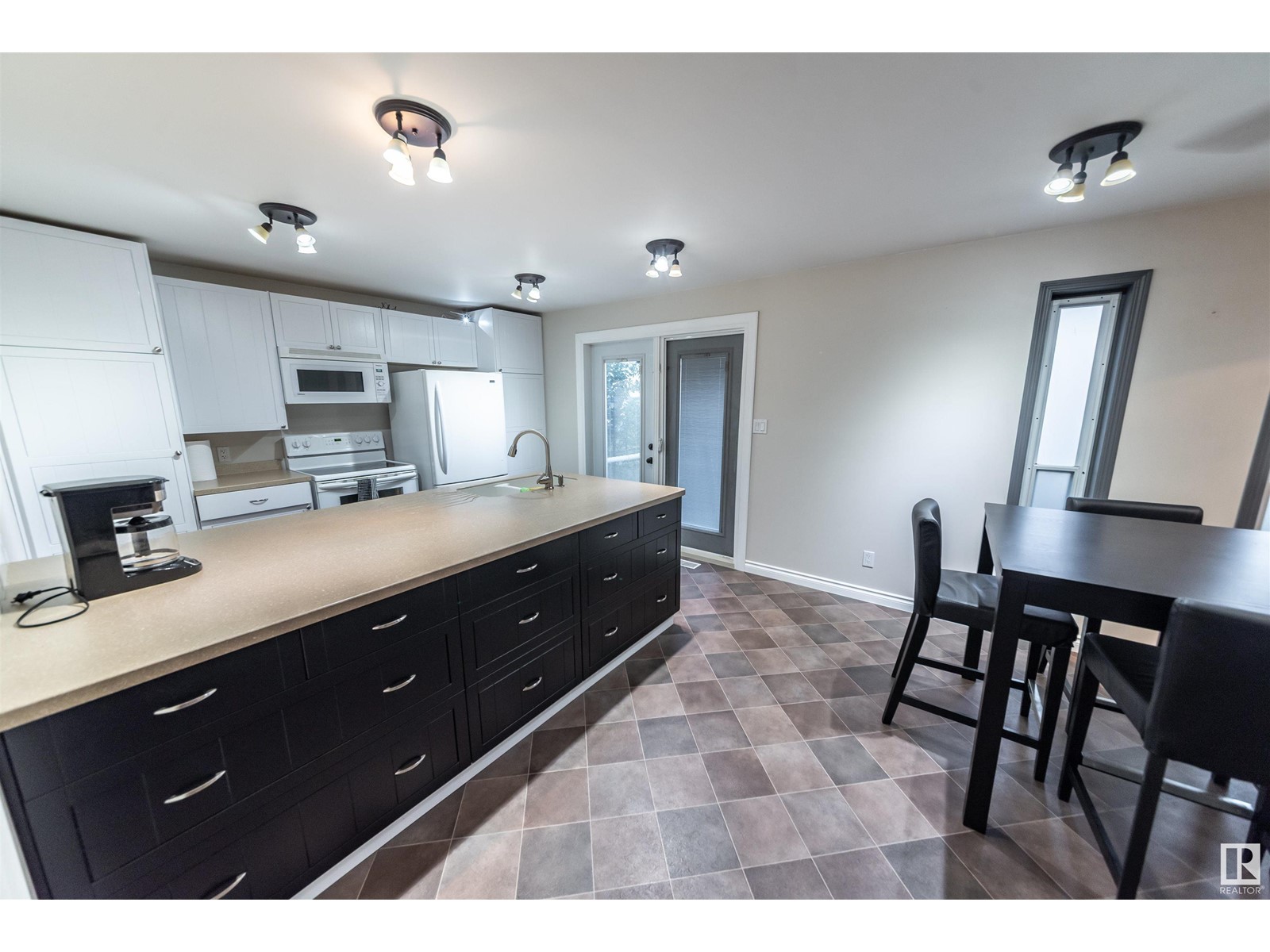 5036 50 Av, Rural Lac Ste. Anne County, Alberta  T0E 0A0 - Photo 20 - E4429208