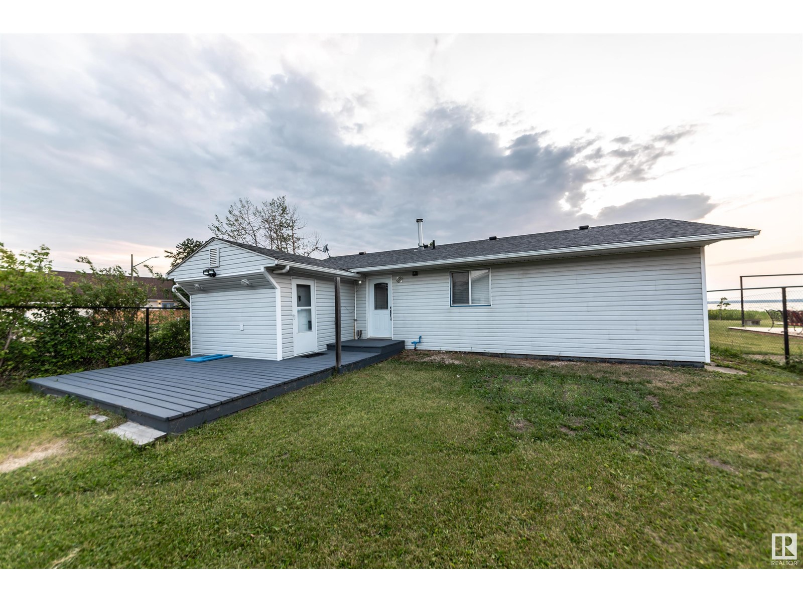 5036 50 Av, Rural Lac Ste. Anne County, Alberta  T0E 0A0 - Photo 8 - E4429208
