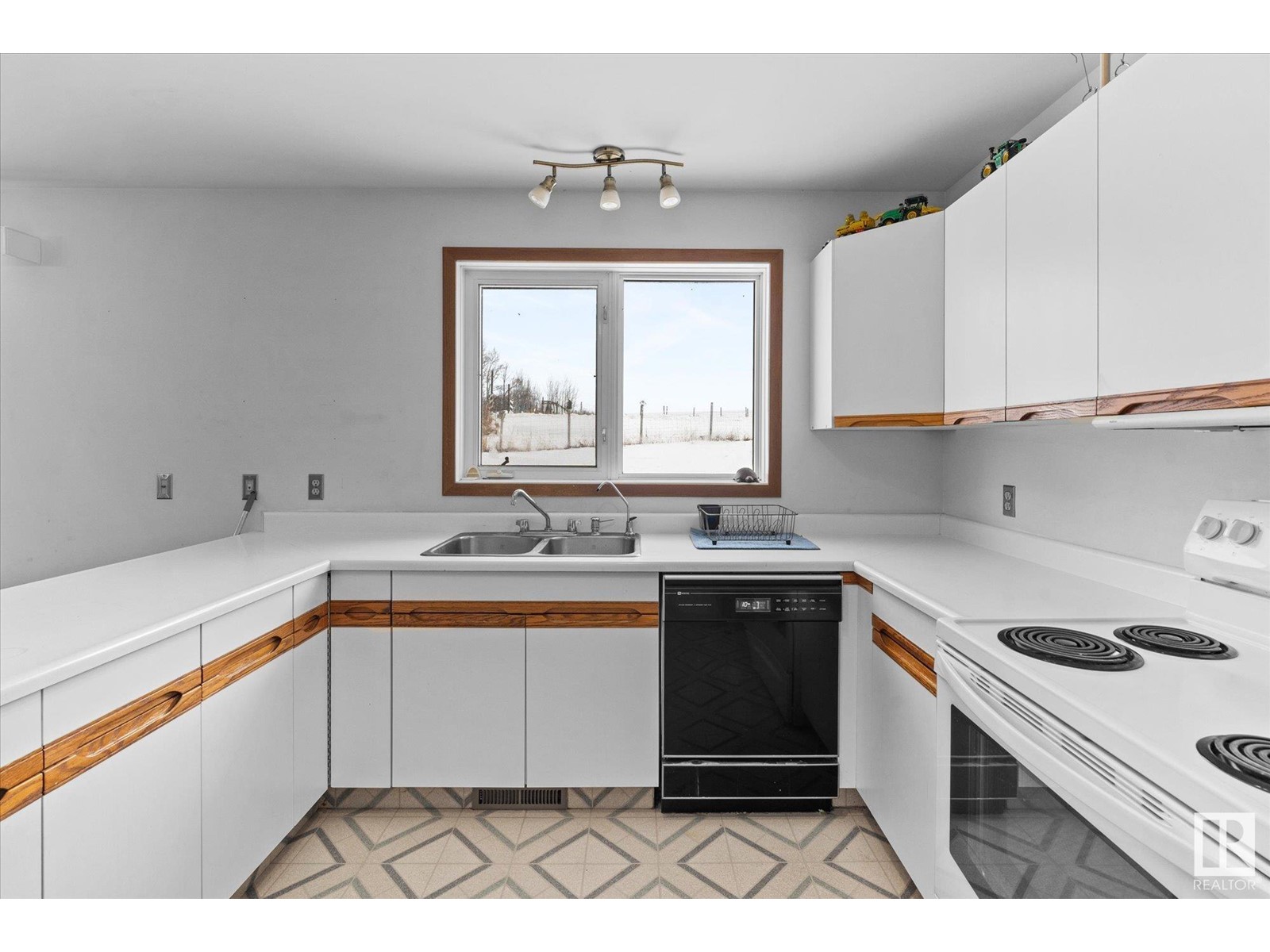 55122 Range Road 13, Rural Lac Ste. Anne County, Alberta  T0E 1V0 - Photo 13 - E4429228