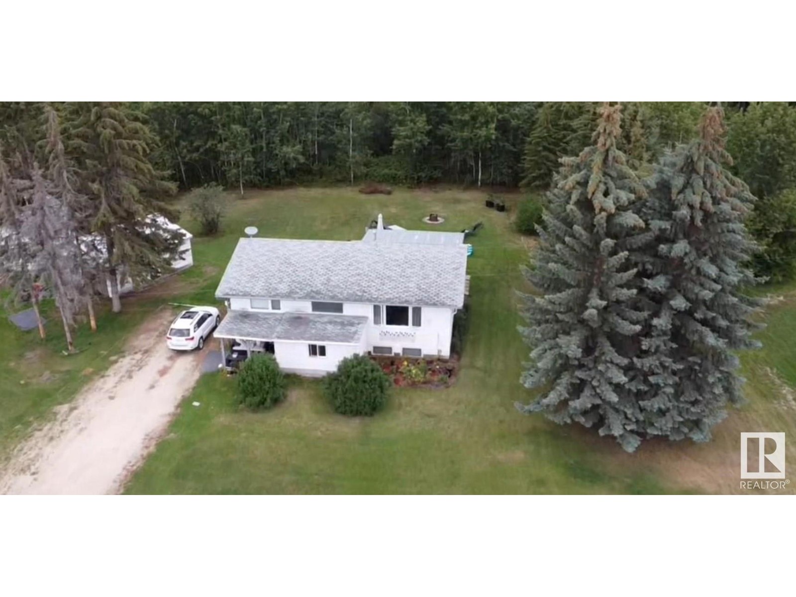 55502 Nikoodi RD, rural lac ste. anne county, Alberta