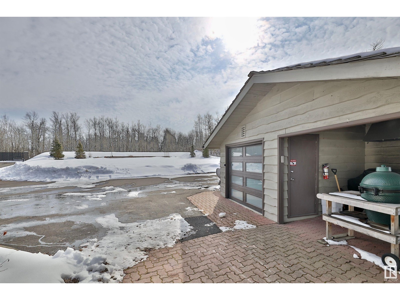 139 Silver Beach Rd, Rural Wetaskiwin County, Alberta  T0C 2C0 - Photo 11 - E4429418