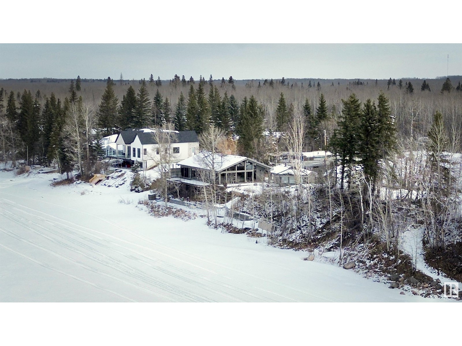 139 Silver Beach Rd, Rural Wetaskiwin County, Alberta  T0C 2C0 - Photo 2 - E4429418