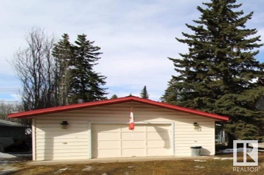 6333 49 St, Rural Wetaskiwin County, Alberta  T0C 2C0 - Photo 2 - E4429515
