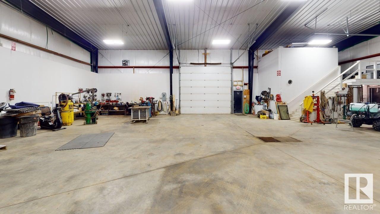 55502 Nikoodi Rd, Rural Lac Ste. Anne County, Alberta  T0E 0X0 - Photo 12 - E4429754
