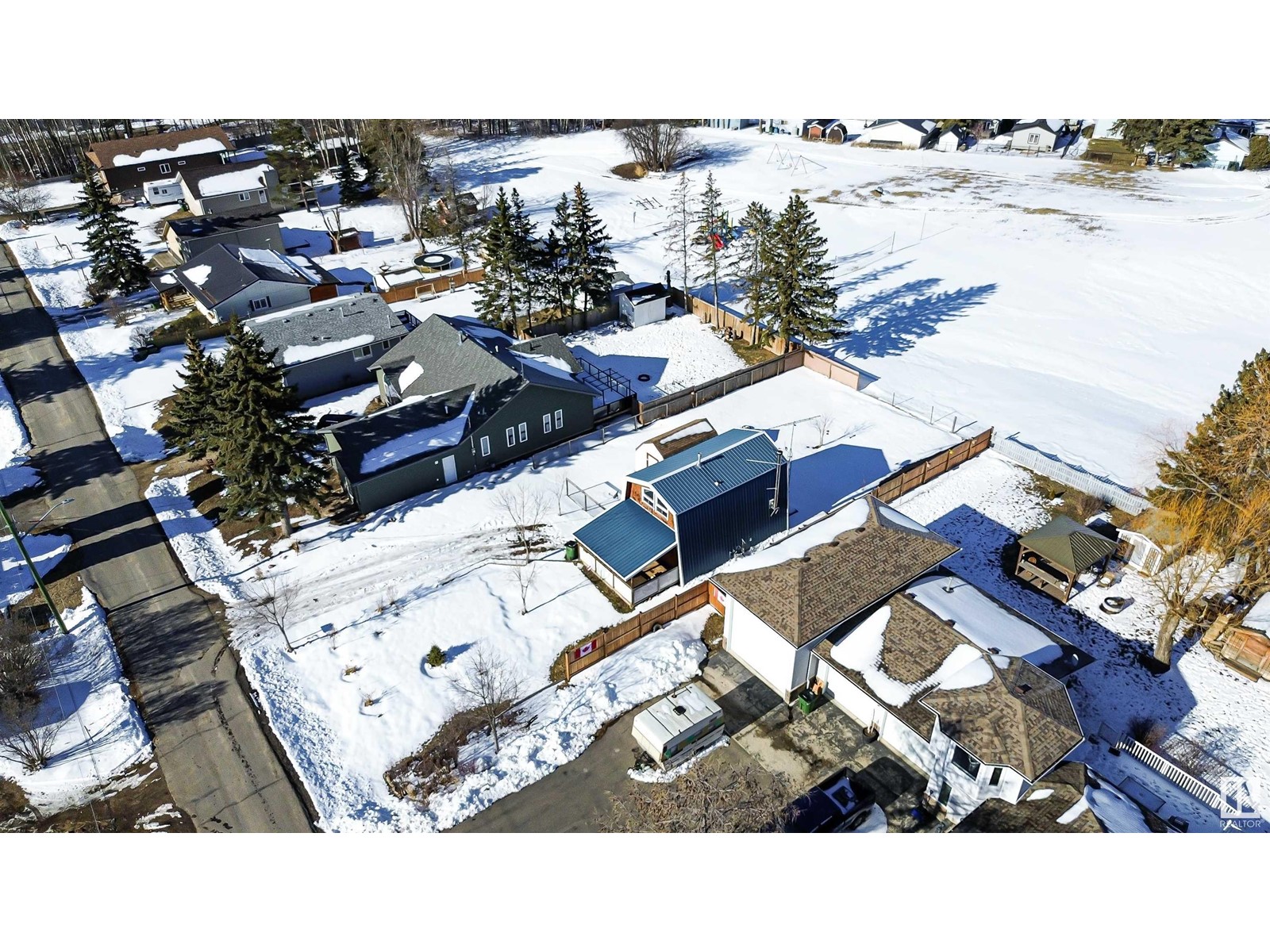 425 4 St, Rural Lac Ste. Anne County, Alberta  T0E 0A0 - Photo 4 - E4429846