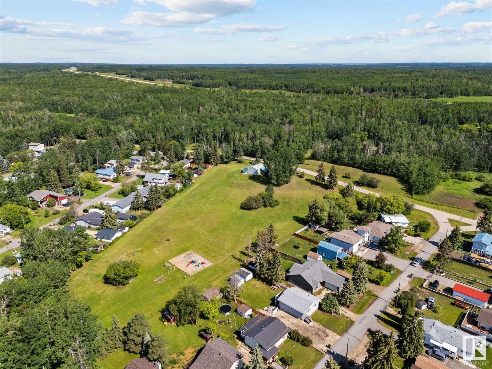 425 4 St, Rural Lac Ste. Anne County, Alberta  T0E 0A0 - Photo 55 - E4429846