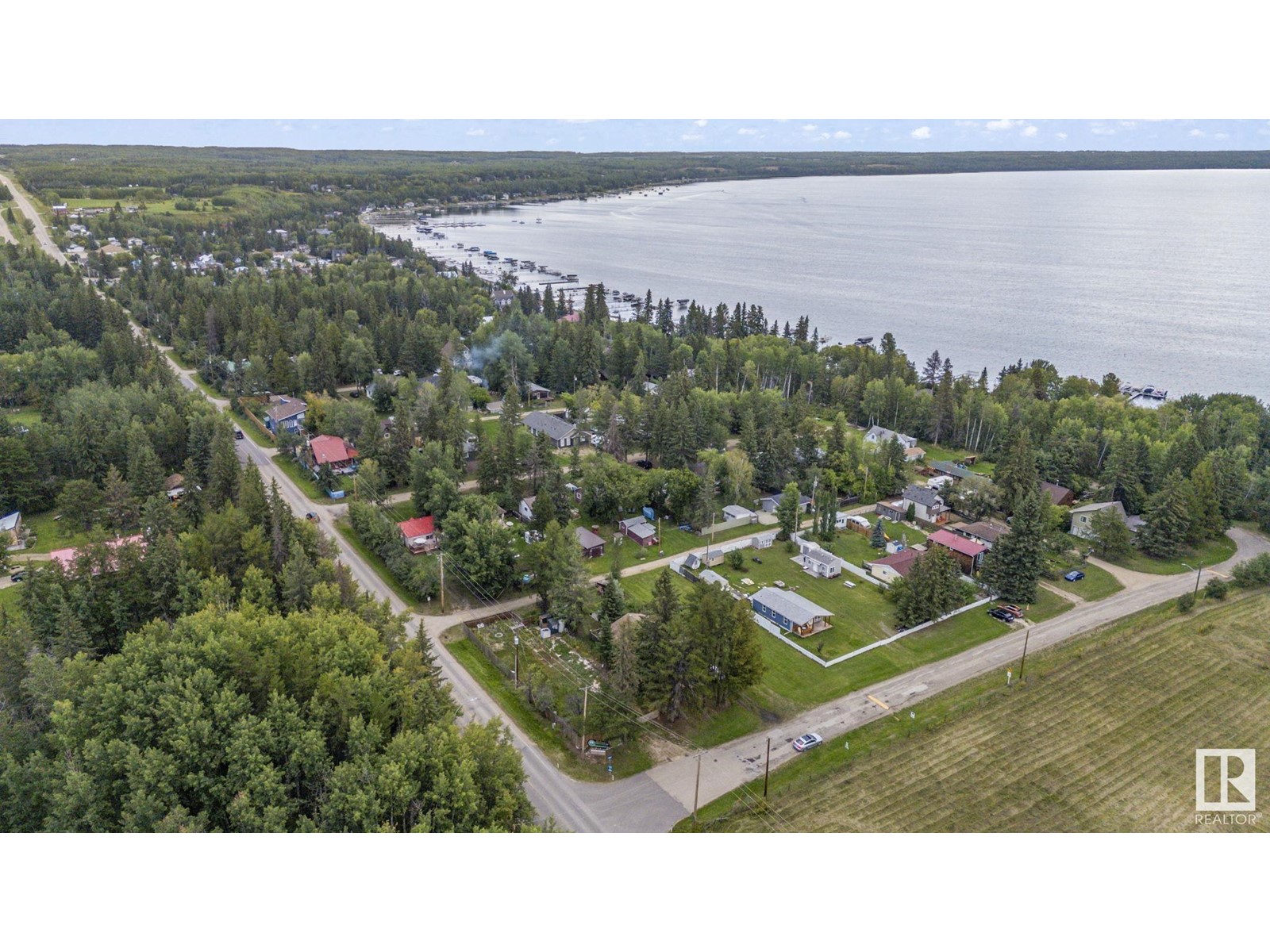 156 10 St, Rural Parkland County, Alberta  T0E 2B0 - Photo 3 - E4430218