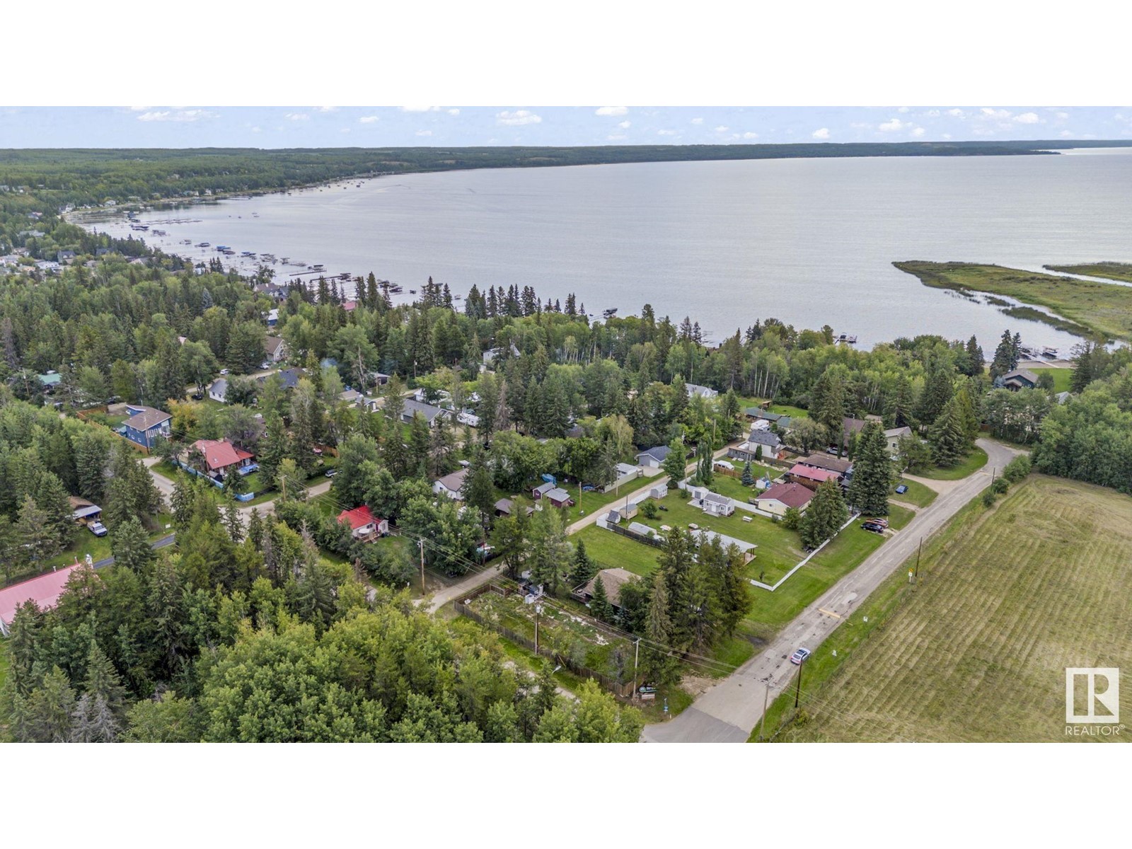 156 10 St, Rural Parkland County, Alberta  T0E 2B0 - Photo 4 - E4430218