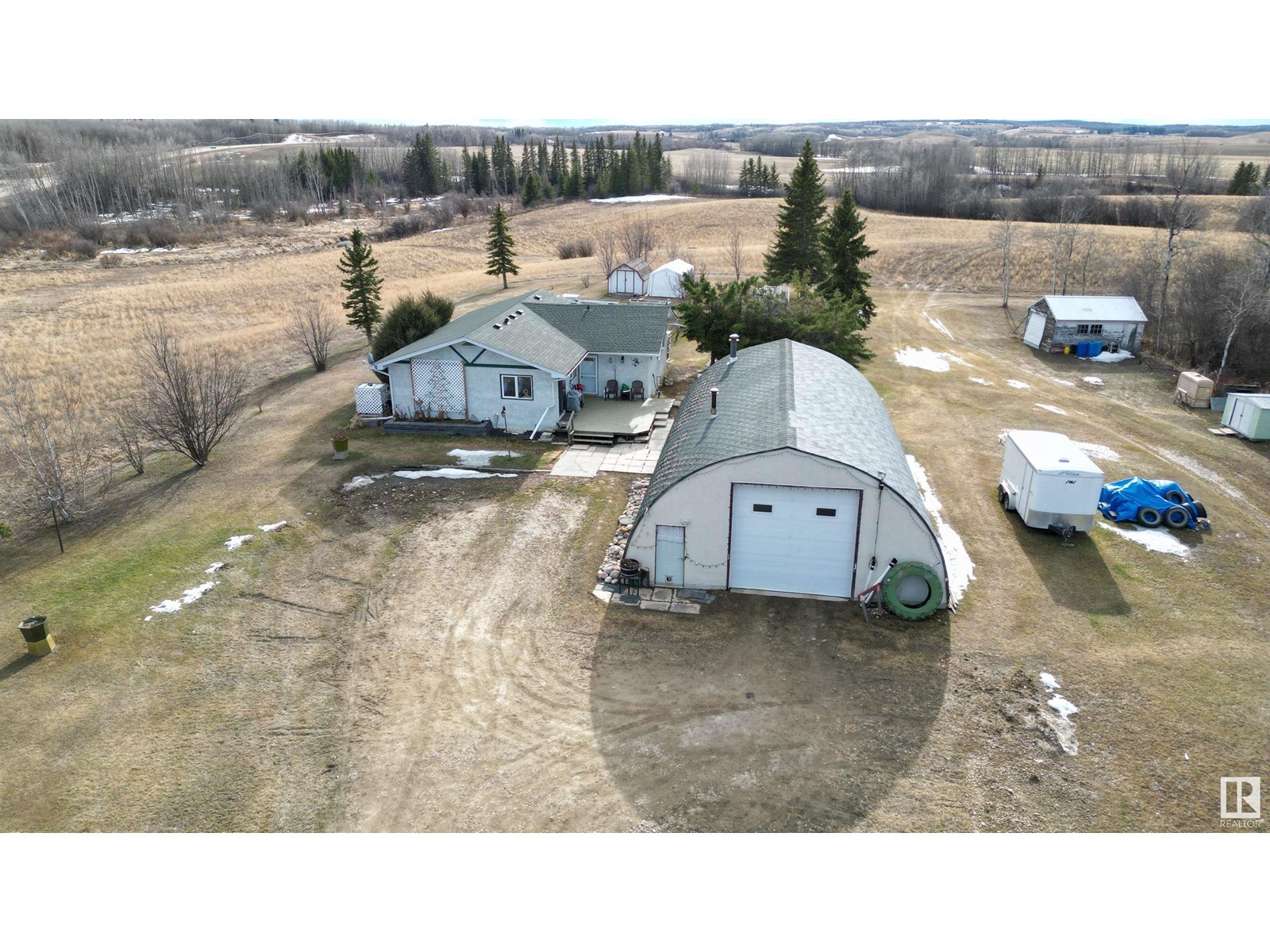 58216 Hwy 18, Rural Lac Ste. Anne County, Alberta  T0E 2A0 - Photo 1 - E4430471