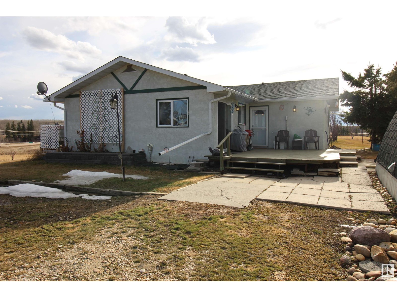 58216 Hwy 18, Rural Lac Ste. Anne County, Alberta  T0E 2A0 - Photo 3 - E4430471