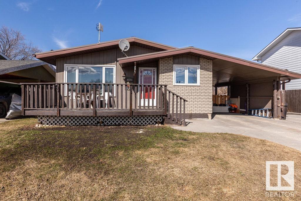 4628 46 Ave, evansburg, Alberta