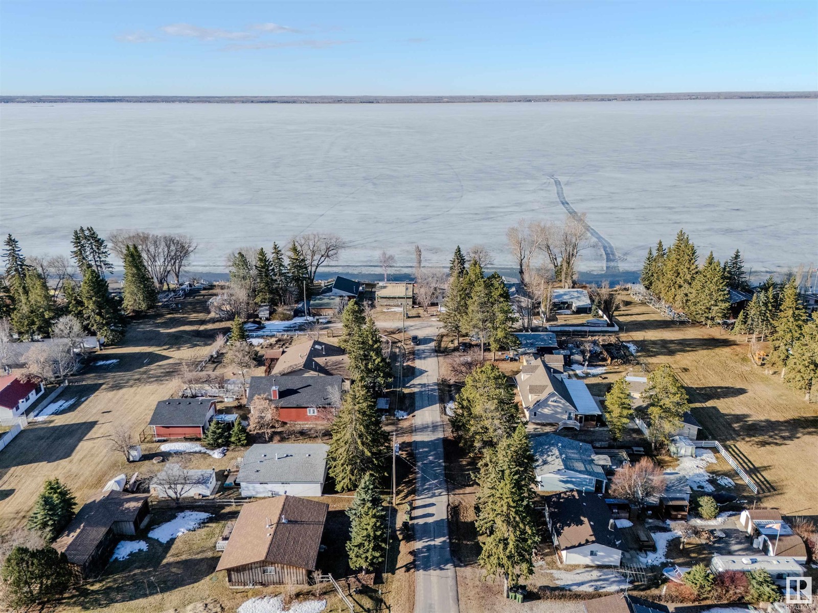 316 3 Street, Rural Lac Ste. Anne County, Alberta  T0E 1A0 - Photo 4 - E4430896