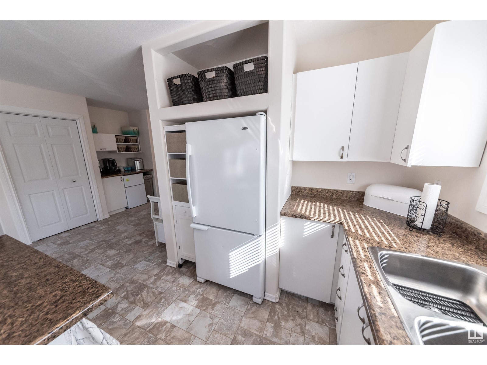 5068 5 St, Rural Lac Ste. Anne County, Alberta  T0E 1V0 - Photo 12 - E4431684