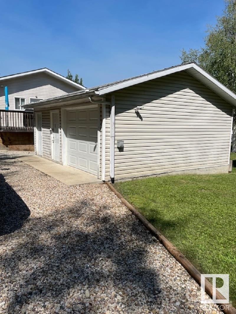 5068 5 St, Rural Lac Ste. Anne County, Alberta  T0E 1V0 - Photo 2 - E4431684