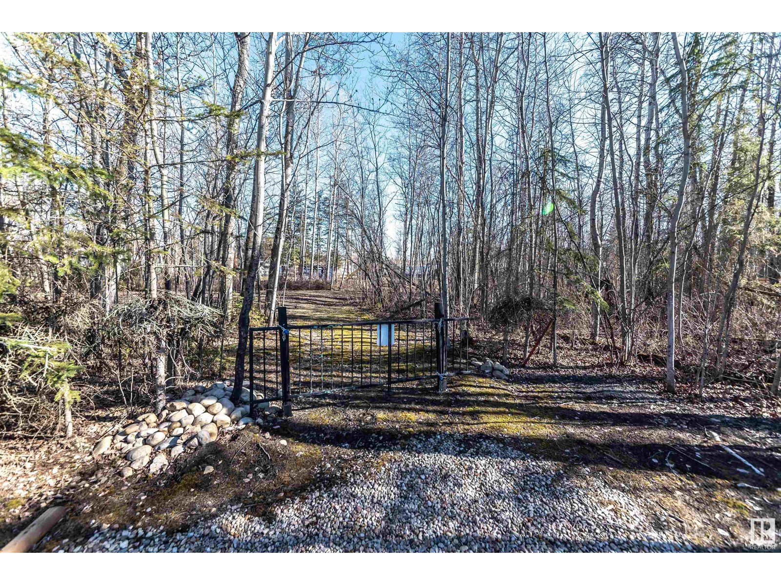 5068 5 St, Rural Lac Ste. Anne County, Alberta  T0E 1V0 - Photo 37 - E4431684