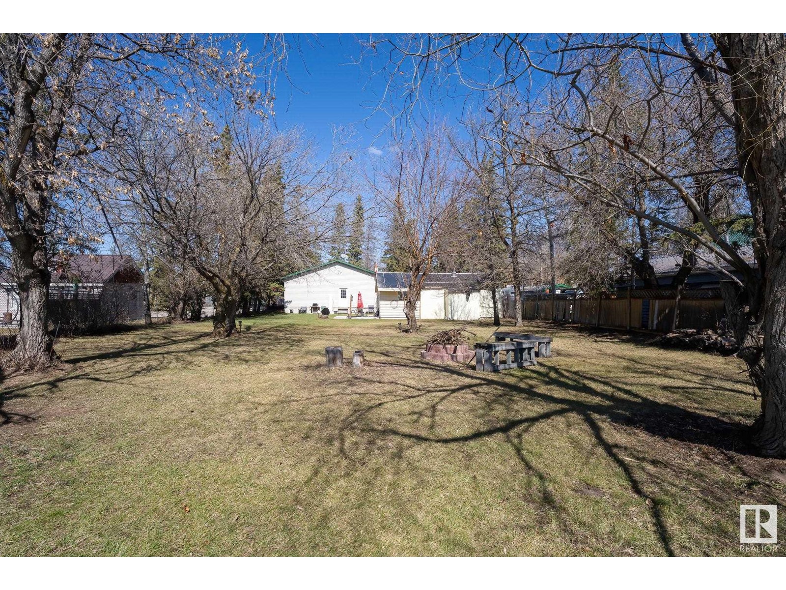 77 Lakeshore Dr, Rural Lac Ste. Anne County, Alberta  T0E 1V0 - Photo 47 - E4431710