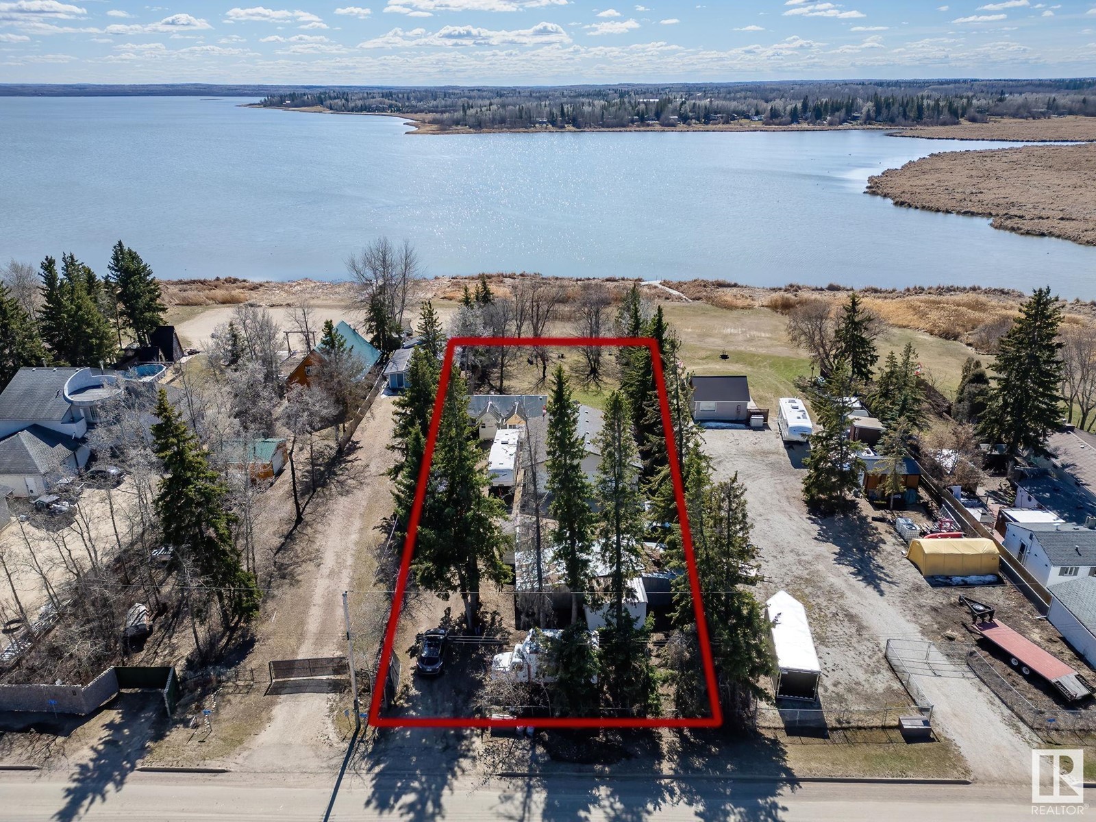 77 Lakeshore Dr, Rural Lac Ste. Anne County, Alberta  T0E 1V0 - Photo 6 - E4431710