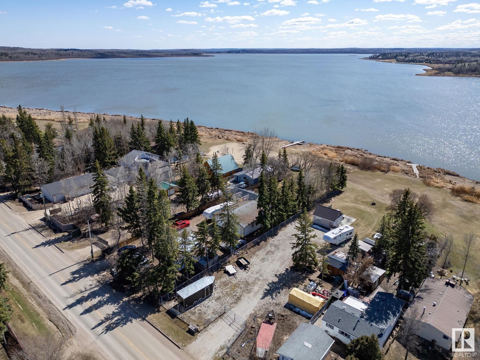 77 Lakeshore Dr, Rural Lac Ste. Anne County, Alberta  T0E 1V0 - Photo 7 - E4431710