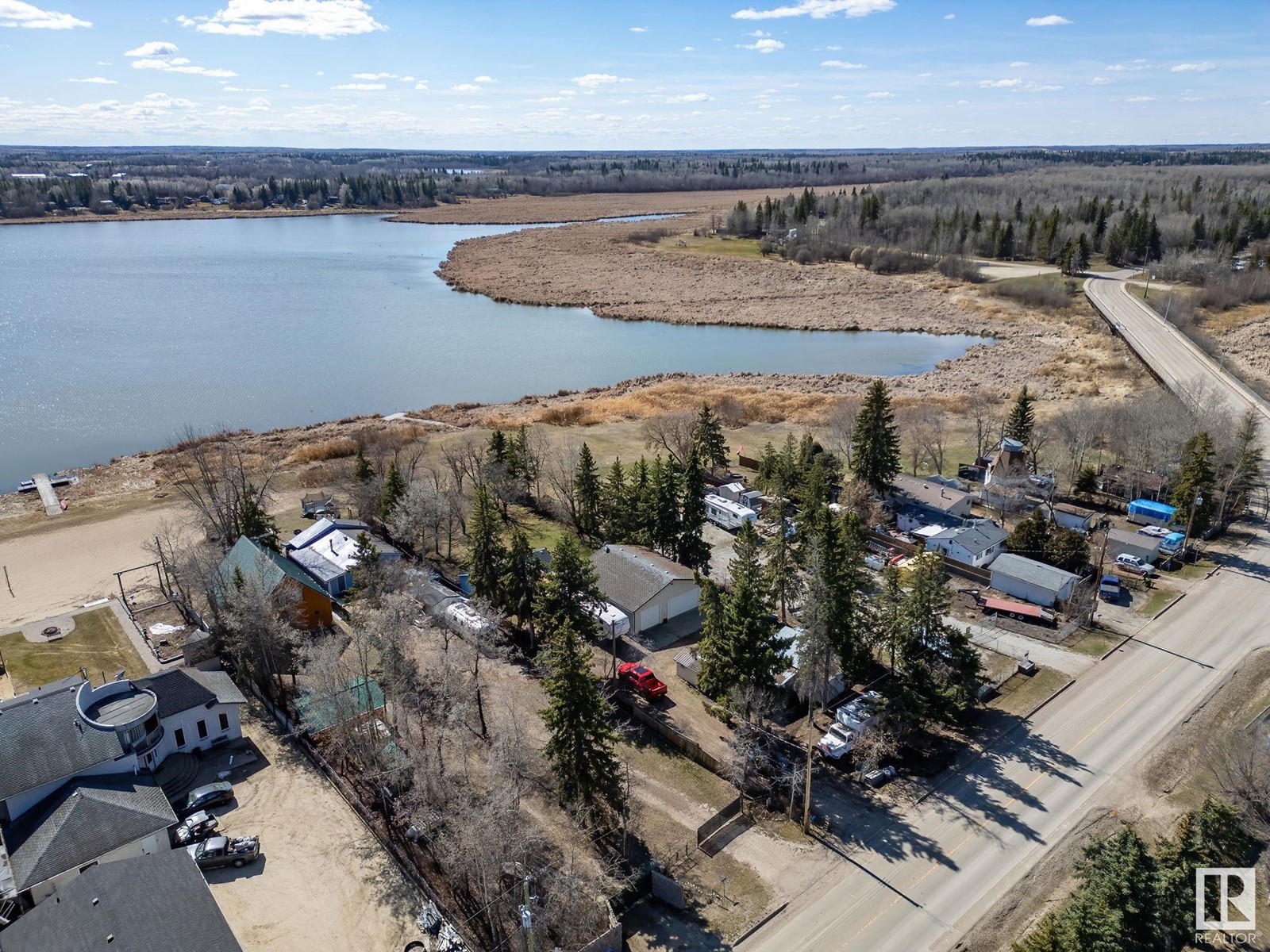77 Lakeshore Dr, Rural Lac Ste. Anne County, Alberta  T0E 1V0 - Photo 9 - E4431710