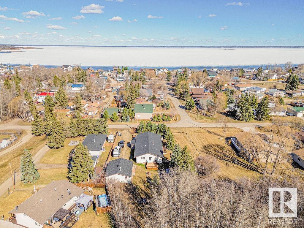 5803 49 Av, Rural Lac Ste. Anne County, Alberta  T0E 0A0 - Photo 2 - E4432016